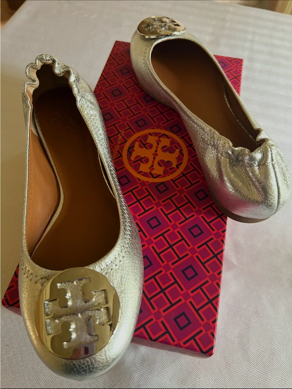 NIB TORY BURCH Reva Silver Metallic Glitter Logo Ballet Flats Leather Shoes   7
